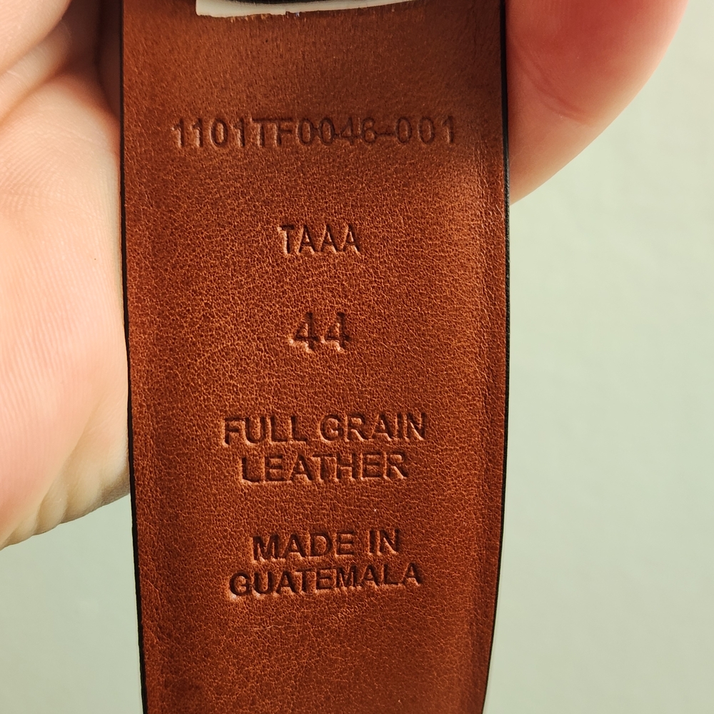 Trafalgar Black Leather Belt Men's Size 44 NEW Full Grain Leather Everyday Belt - Picture 6 of 7
